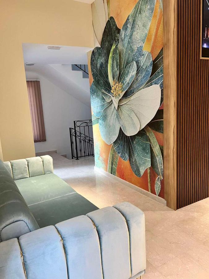 Floral Boutique Hotel Pleven Exterior foto